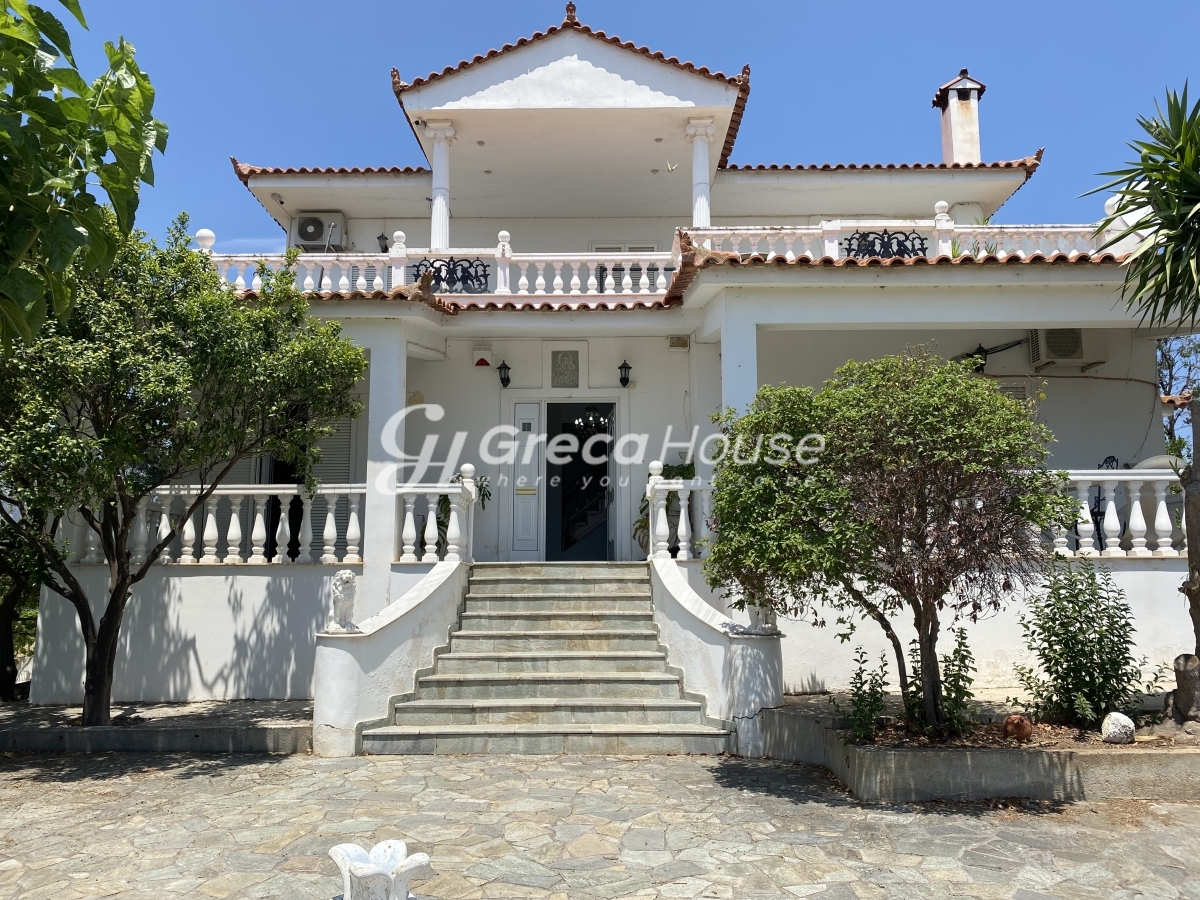 buy house in greece