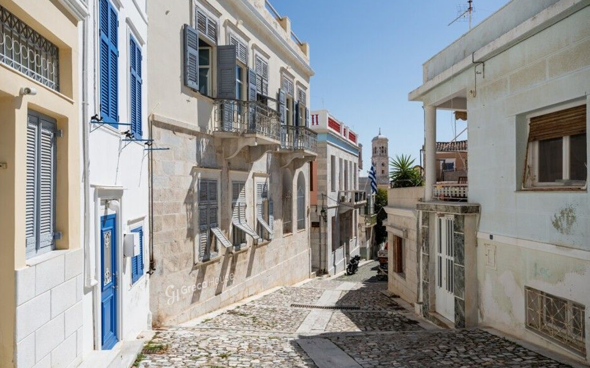 Where Should I Buy a house in Greece